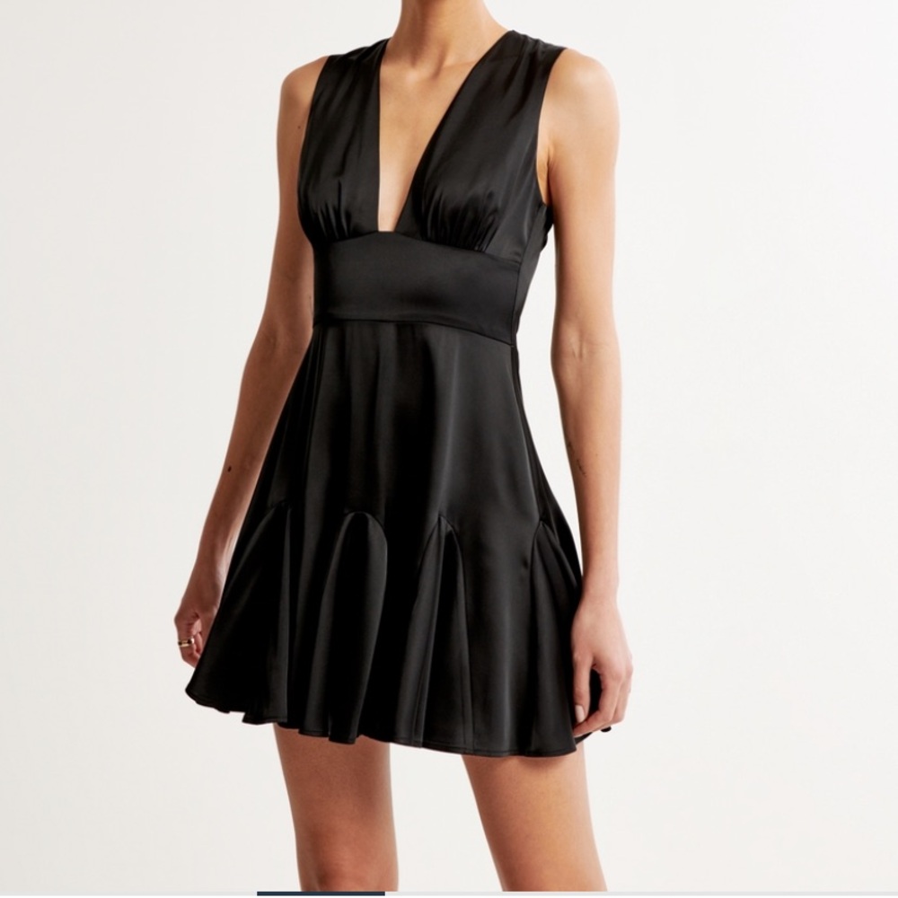 Abercrombie Plunge Satin Mini Dress